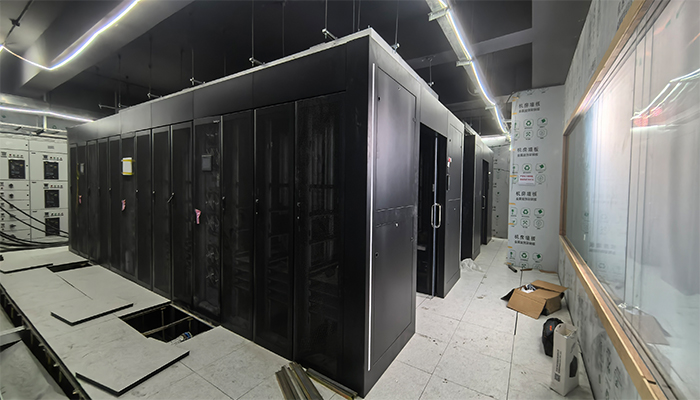 微模块通道与网络配线架：构建面向未来的数据中心神经中枢